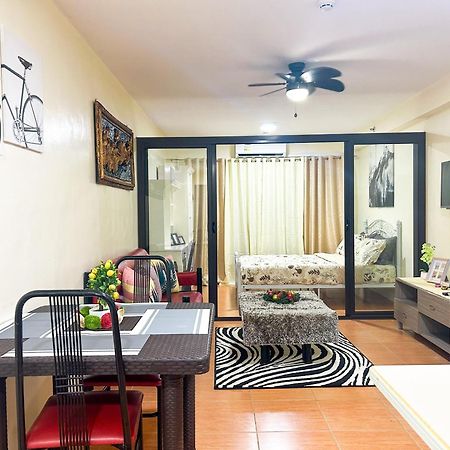 Affordable One Bedroom Condo In One Oasis 1726 คากายันเดโอโร ภายนอก รูปภาพ